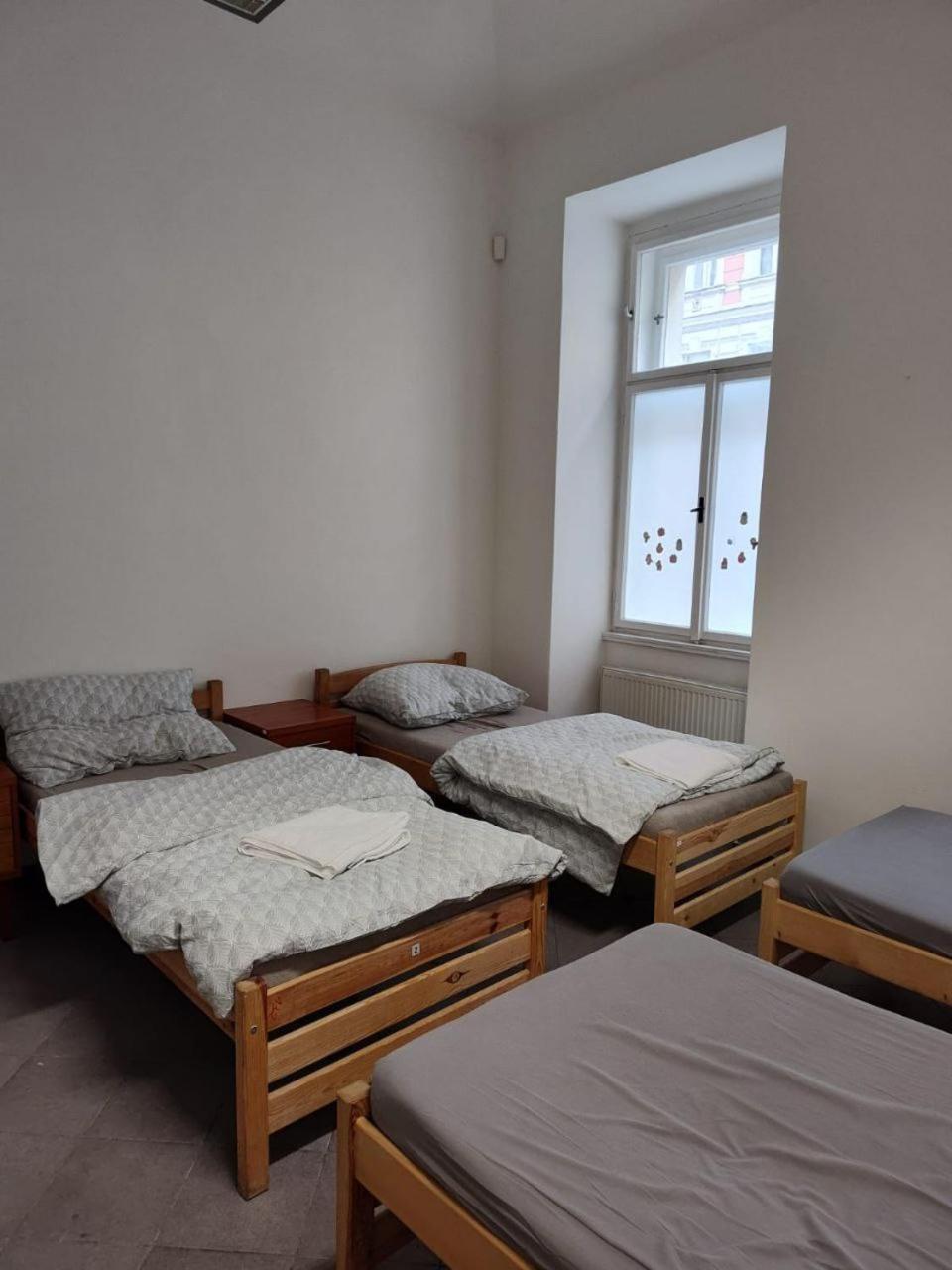 Hostal Sleep & Go 5 Andel *